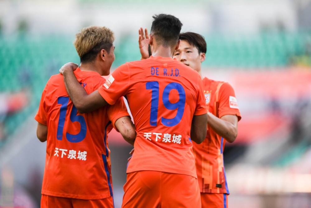 欧超杯加时末段走向成谜；浙江队造点机会；目标明确；年轻球员得到机会(半场人盯人防守图解)九游棋牌APP下载